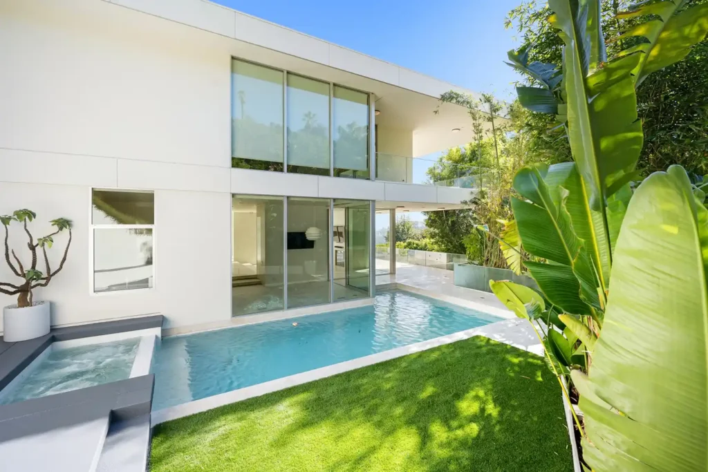 Full home inspection in Miami Lakes